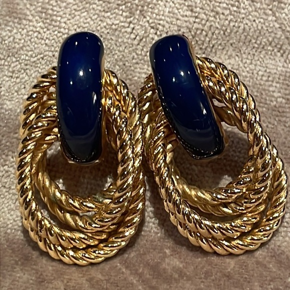 Vintage Gold Twist Earrings Rope Post Back Navy Enamel - Picture 7 of 7